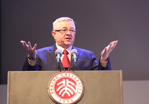 clip_image002.jpg //pkunews.hmapp.org/xwzh/attachement/jpg/site2/20180418/484d7eb258891c413ebe21.jpg